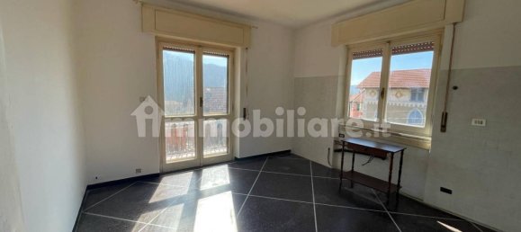 3 bedrooms Apartment in Savignone, Italy No. 140364 5