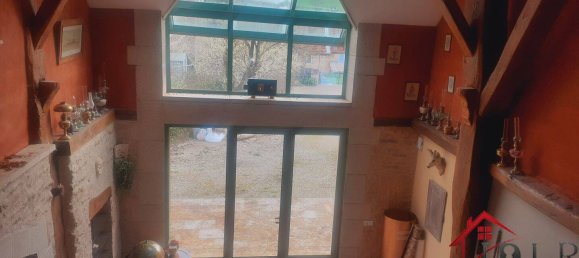 5 bedrooms House in Rochetaillee, France No. 74462 4