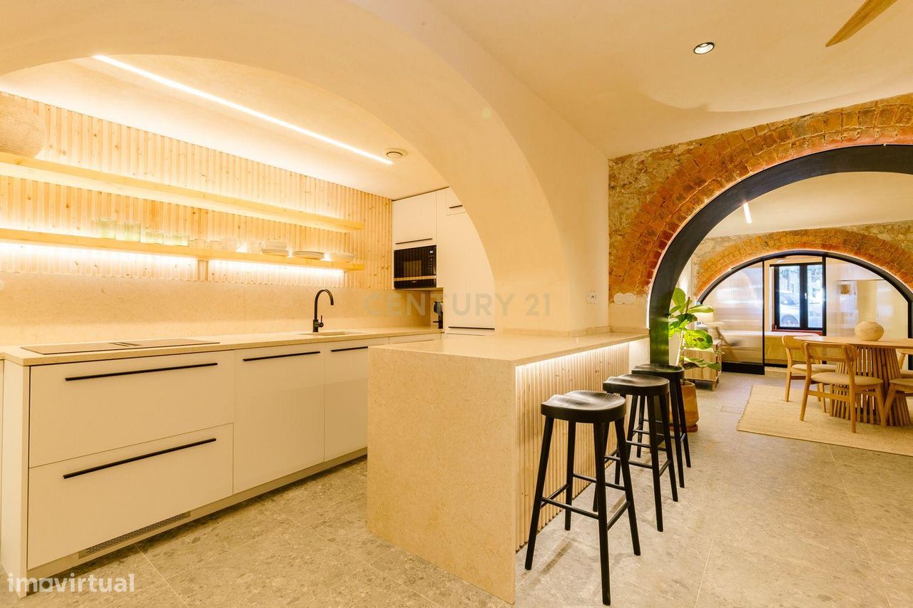 1 bedroom Apartment in Lisbon, Portugal No. 103749