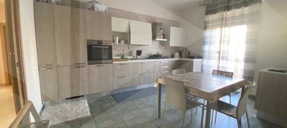 6 rooms Apartment in Naples, Italy No. 21719 12