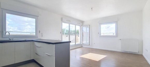 Apartamento T2 em Chennevieres-sur-Marne, France N.º 183380 2