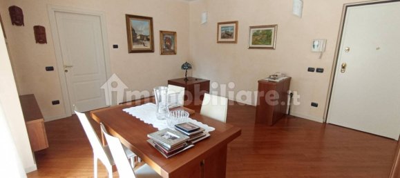 Apartamento de 2 dormitorios en Cinisello Balsamo, Italy No. 267728 14