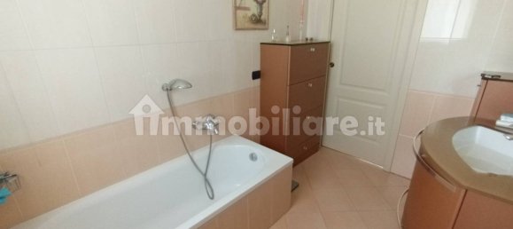 Apartamento de 2 dormitorios en Cinisello Balsamo, Italy No. 267728 35