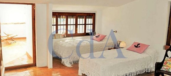 5 bedrooms Villa in Moraira, Spain No. 4945 14