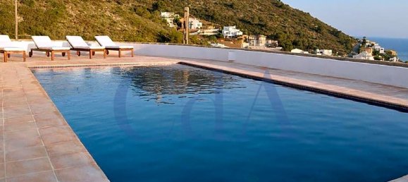 5 bedrooms Villa in Moraira, Spain No. 4945 2