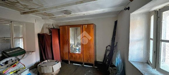 2 Schlafzimmer Haus in Colico, Italy, Nr. 122865 22