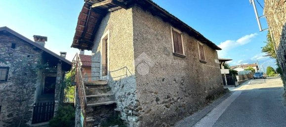 2 Schlafzimmer Haus in Colico, Italy, Nr. 122865 10