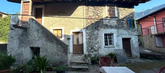 2 Schlafzimmer Haus in Colico, Italy, Nr. 122865 2