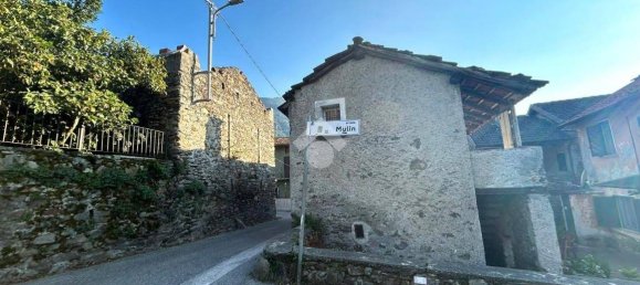 2 Schlafzimmer Haus in Colico, Italy, Nr. 122865 7