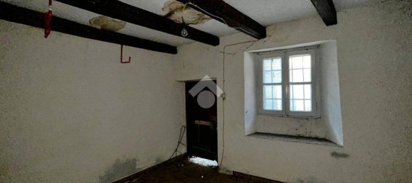 2 Schlafzimmer Haus in Colico, Italy, Nr. 122865 15