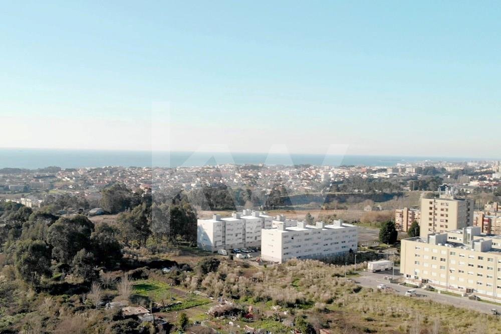  Land in Madalena, Portugal No. 33603