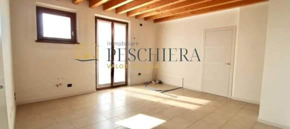 3 rooms Apartment in Valeggio sul Mincio, Italy No. 147443 4