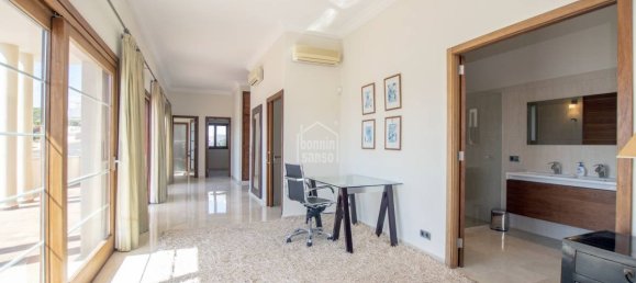 5 bedrooms Villa in Mahon, Spain No. 1448 10