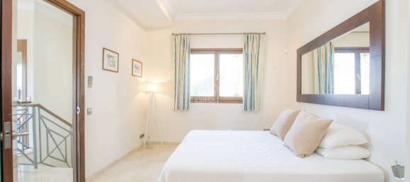 5 bedrooms Villa in Mahon, Spain No. 1448 17