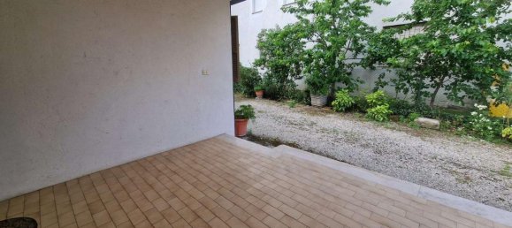 Casa de 3 habitaciónes en Gualdo Cattaneo, Italy No. 111922 20