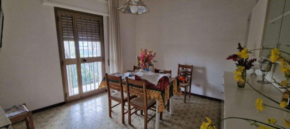 Casa de 3 habitaciónes en Gualdo Cattaneo, Italy No. 111922 24