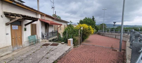 Casa de 3 habitaciónes en Gualdo Cattaneo, Italy No. 111922 10