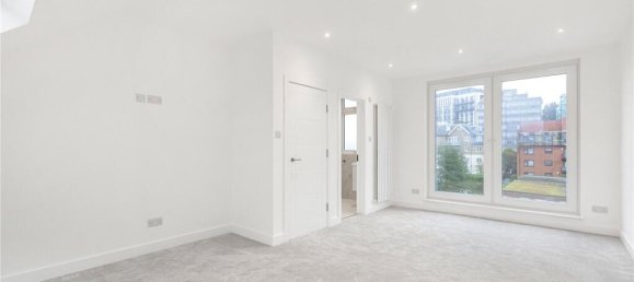 4 Schlafzimmer Haus in New Barnet, United Kingdom, Nr. 6475 5