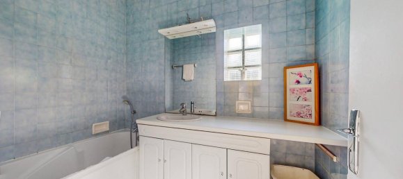 Apartamento de 3 dormitorios en Suresnes, France No. 168846 11