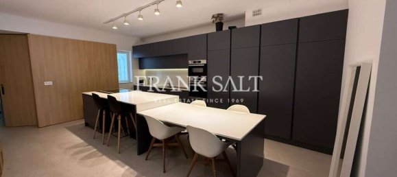 3 bedrooms Apartment in Saint Julian's, Malta No. 11598 4