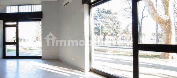 2غرفة عقار تجاري في Cusano Milanino, Italy رقم 206219 14