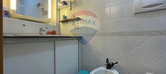 3 Schlafzimmer Haus in Bari, Italy, Nr. 381721 9