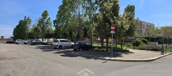 3 bedrooms House in Lecce, Italy No. 312445 2