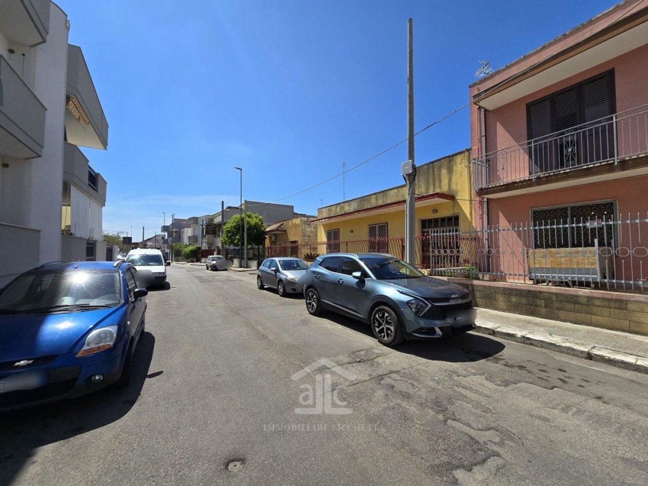 3 bedrooms House in Lecce, Italy No. 312445