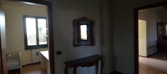 4-salle Appartement à Corte Franca, Italy No. 74886 15
