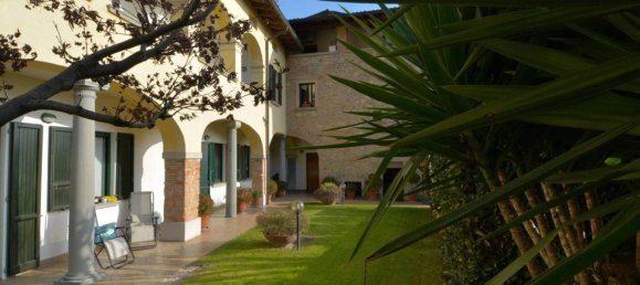 4-salle Appartement à Corte Franca, Italy No. 74886 36