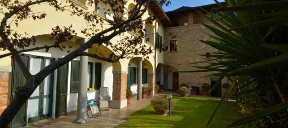 4-salle Appartement à Corte Franca, Italy No. 74886 34