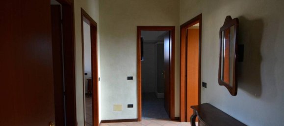 4-salle Appartement à Corte Franca, Italy No. 74886 40