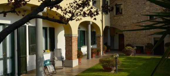 4-salle Appartement à Corte Franca, Italy No. 74886 2