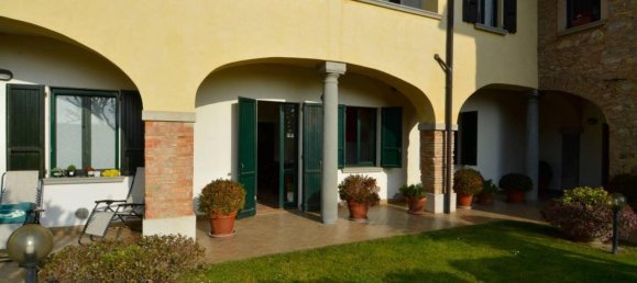 4-salle Appartement à Corte Franca, Italy No. 74886 37