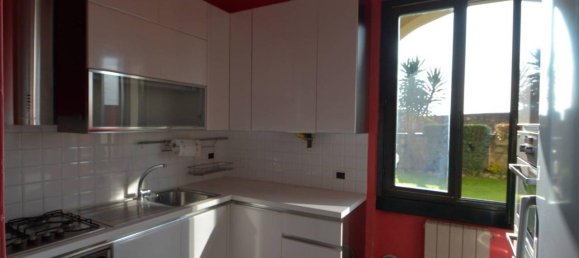 4-salle Appartement à Corte Franca, Italy No. 74886 20