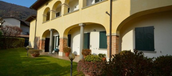 4-salle Appartement à Corte Franca, Italy No. 74886 46