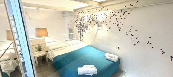 Apartamento de 2 habitaciónes en Naples, Italy No. 23139 6