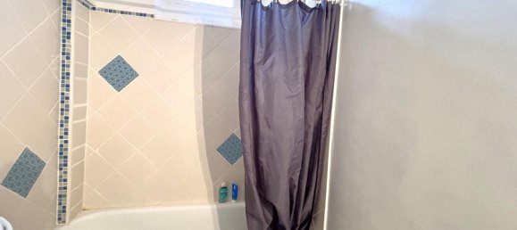 Studio in Rouen, France No. 340383 4