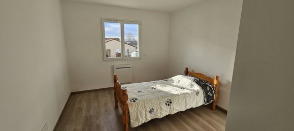 3 bedrooms House in Cusset, France No. 203643 8