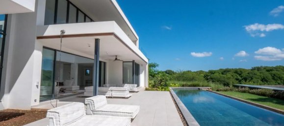 6 bedrooms Villa in Tamarin, Mauritius No. 38 14