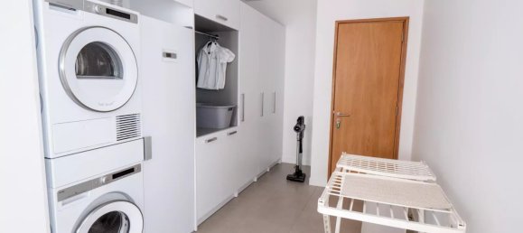 6 bedrooms Villa in Tamarin, Mauritius No. 38 29