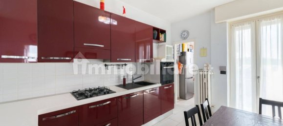 2 bedrooms Apartment in Milan, Italy No. 316907 4