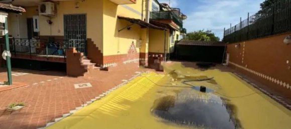 Estudio en Giugliano in Campania, Italy No. 179676 5