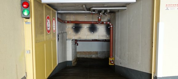 Parking in Hernals, Austria No. 121216 9