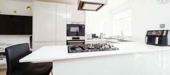 2 bedrooms Apartment in Manor Park, United Kingdom No. 11456 8