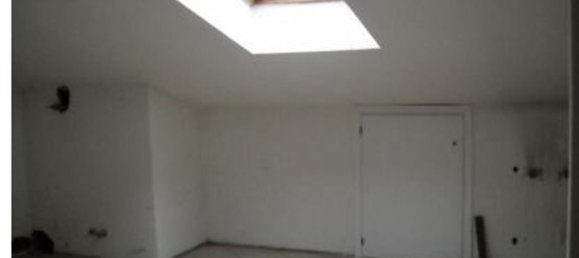 5 rooms Apartment in Besana in Brianza, Italy No. 4120 16