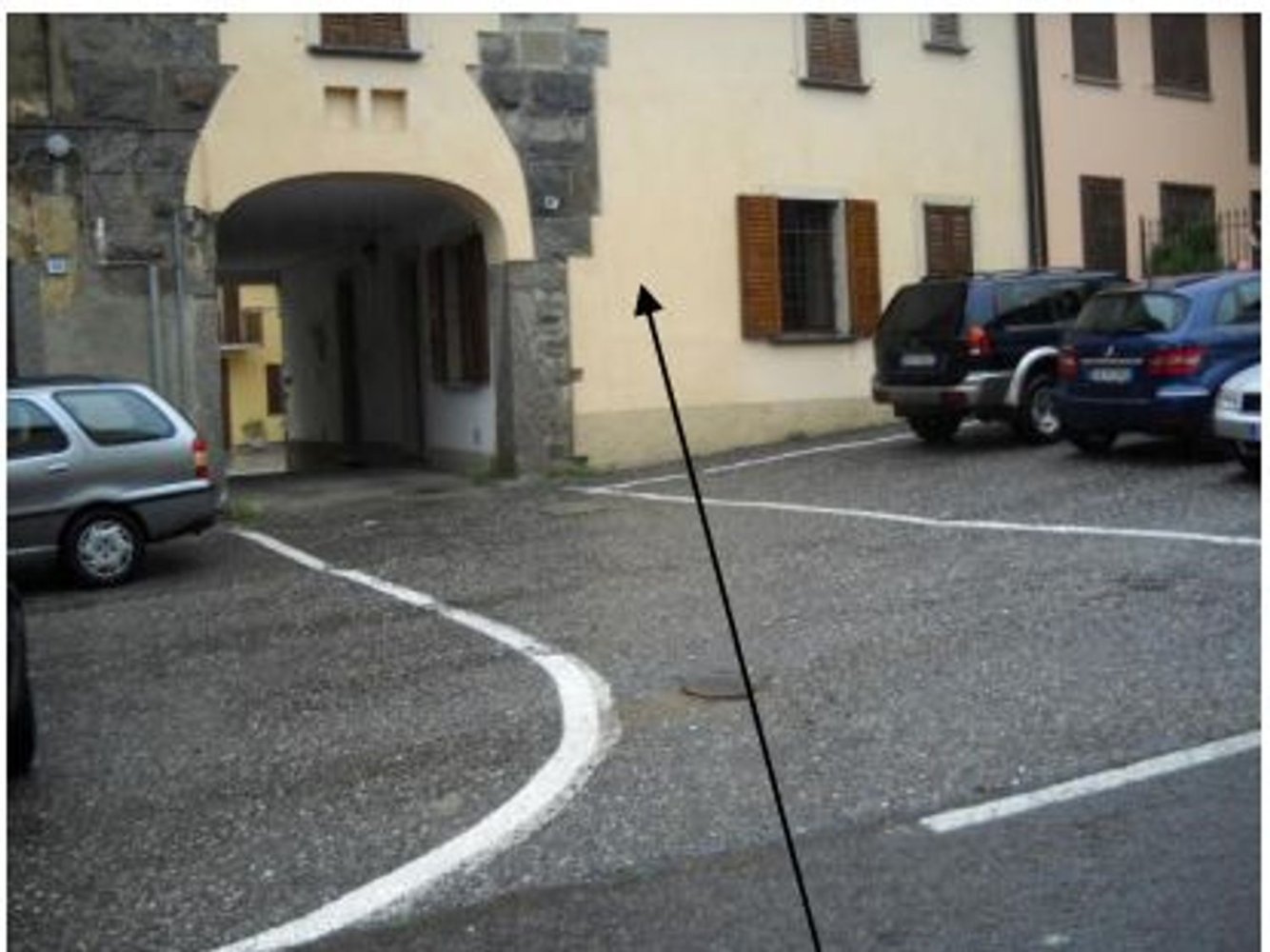 5 rooms Apartment in Besana in Brianza, Italy No. 4120