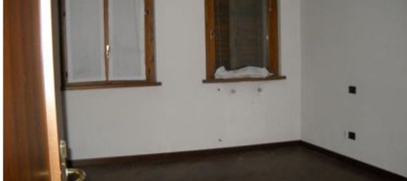 5 rooms Apartment in Besana in Brianza, Italy No. 4120 5