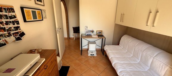 3 bedrooms Apartment in Pomezia, Italy No. 370826 2