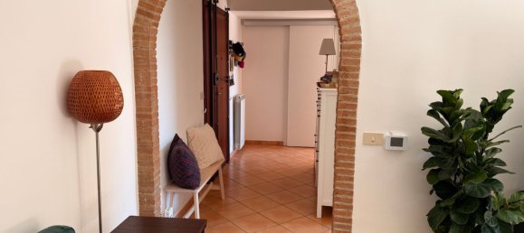 3 bedrooms Apartment in Pomezia, Italy No. 370826 4